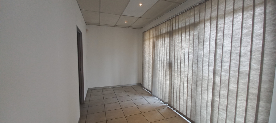 To Let commercial Property for Rent in Germiston Central Gauteng