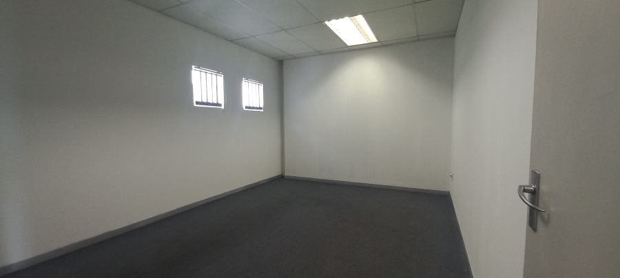To Let commercial Property for Rent in Germiston Central Gauteng