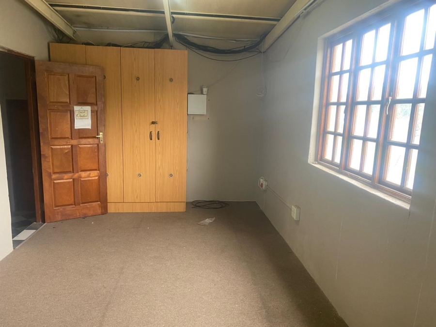 Commercial Property for Sale in Wentworth Park Gauteng