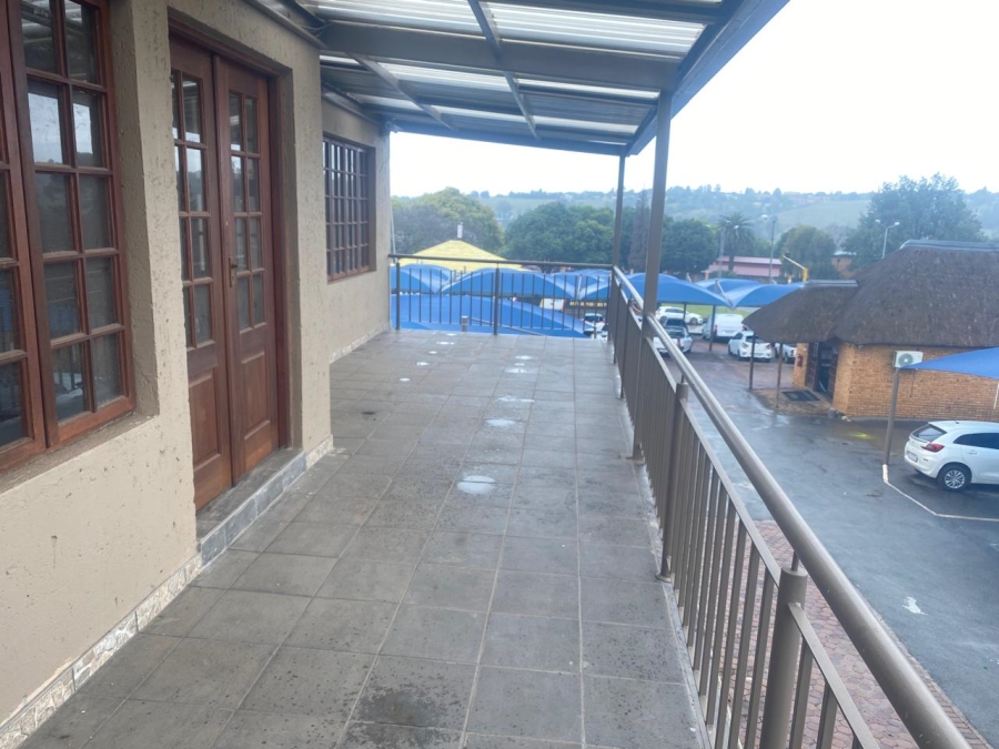 To Let commercial Property for Rent in Wentworth Park Gauteng