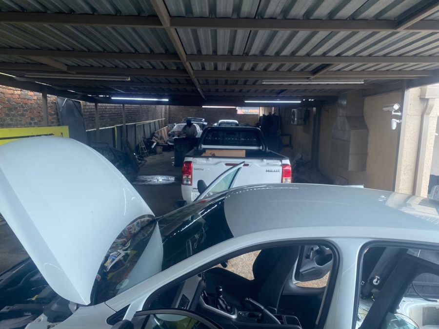 To Let commercial Property for Rent in Wentworth Park Gauteng