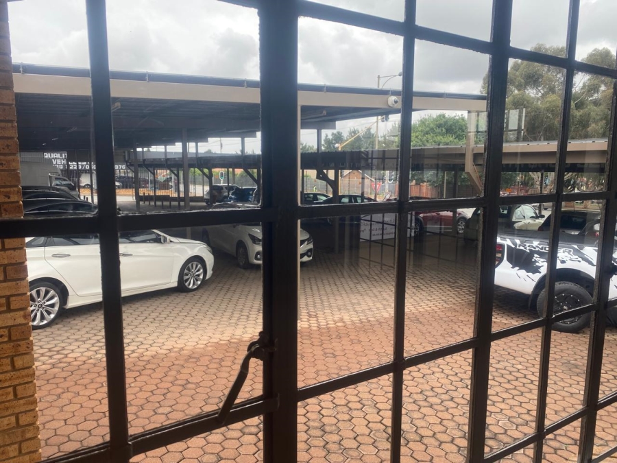 Commercial Property for Sale in Wentworth Park Gauteng