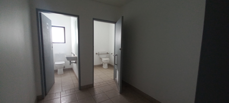 Commercial Property for Sale in Sterkfontein A H Gauteng