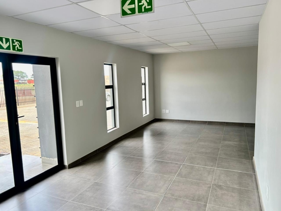 Commercial Property for Sale in Knoppieslaagte Gauteng