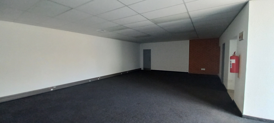 Commercial Property for Sale in Sterkfontein A H Gauteng