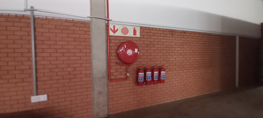 Commercial Property for Sale in Sterkfontein A H Gauteng