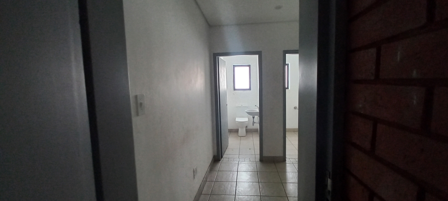 Commercial Property for Sale in Sterkfontein A H Gauteng