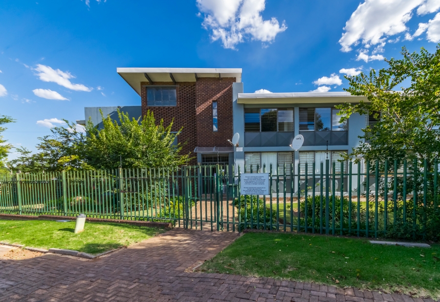 2 Bedroom Property for Sale in Mindalore Gauteng