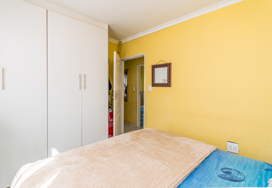 2 Bedroom Property for Sale in Kagiso Gauteng