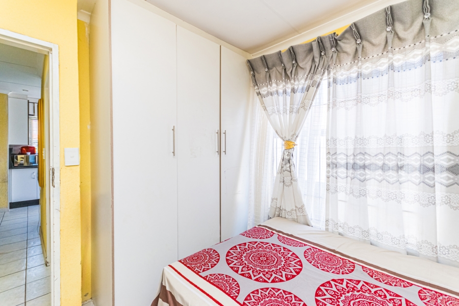 2 Bedroom Property for Sale in Kagiso Gauteng