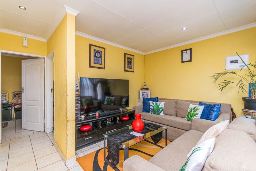 2 Bedroom Property for Sale in Kagiso Gauteng