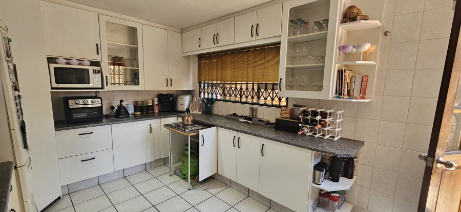 3 Bedroom Property for Sale in New Redruth Gauteng