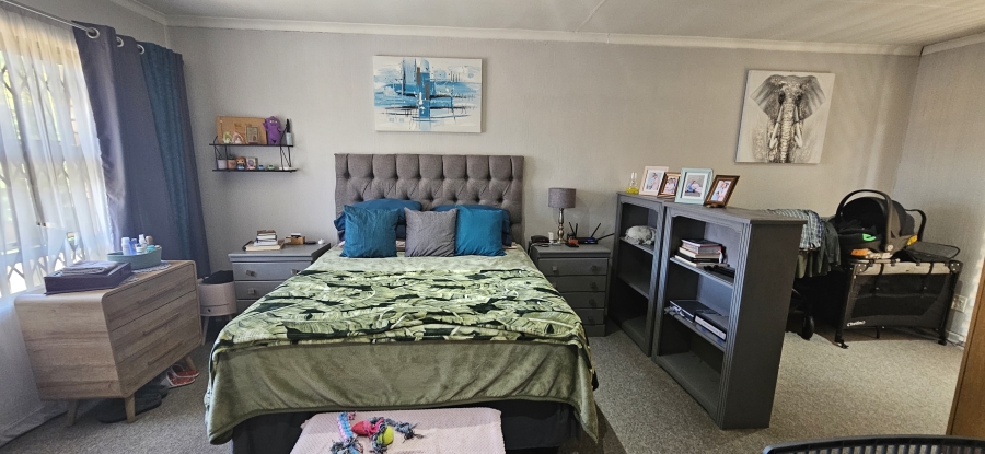 3 Bedroom Property for Sale in New Redruth Gauteng