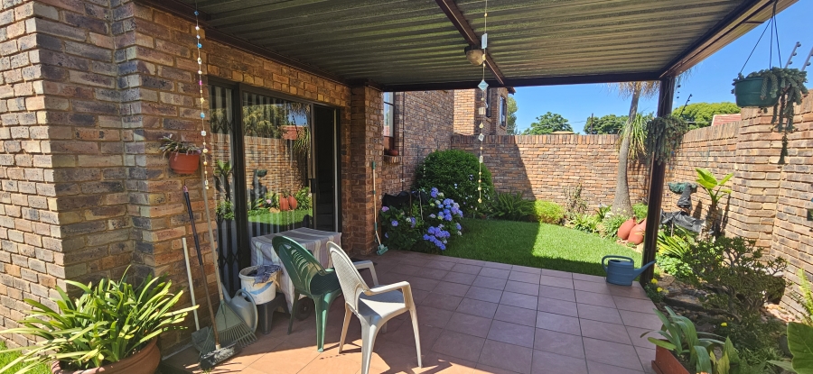 3 Bedroom Property for Sale in Randhart Gauteng