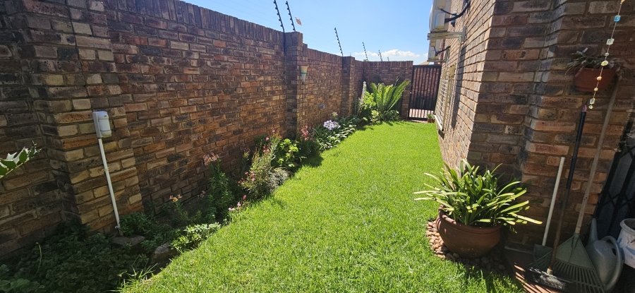3 Bedroom Property for Sale in Randhart Gauteng
