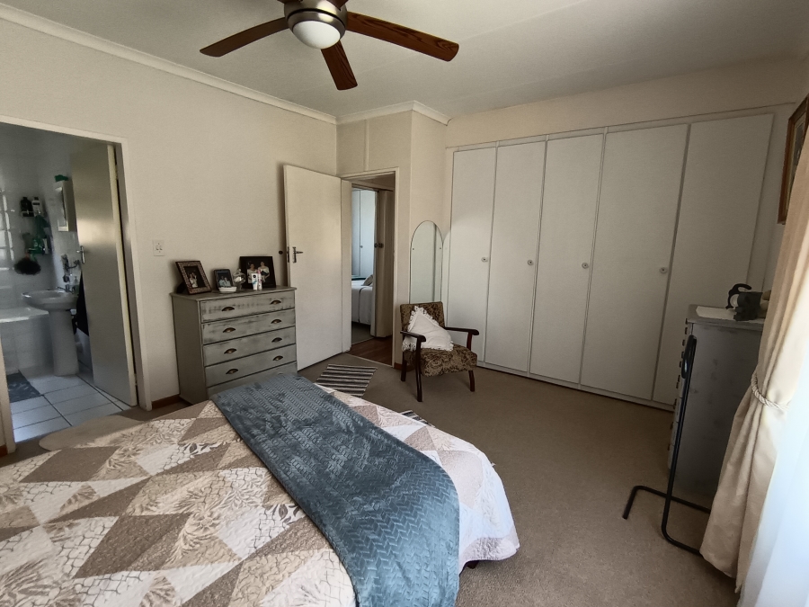 2 Bedroom Property for Sale in Verwoerdpark Gauteng