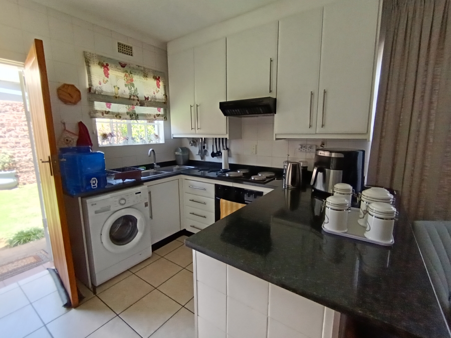 2 Bedroom Property for Sale in Verwoerdpark Gauteng
