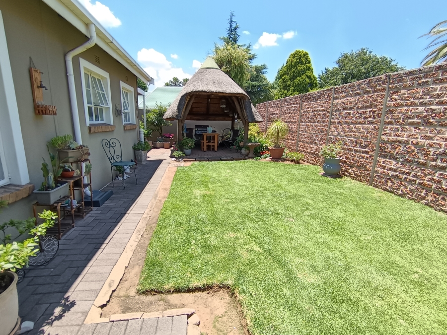 2 Bedroom Property for Sale in Verwoerdpark Gauteng