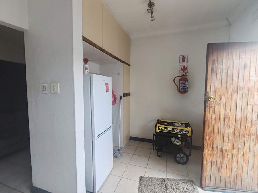 7 Bedroom Property for Sale in Edendale Gauteng