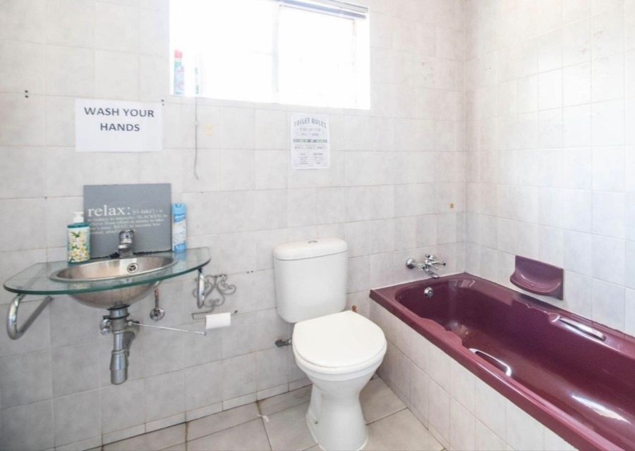 7 Bedroom Property for Sale in Edendale Gauteng