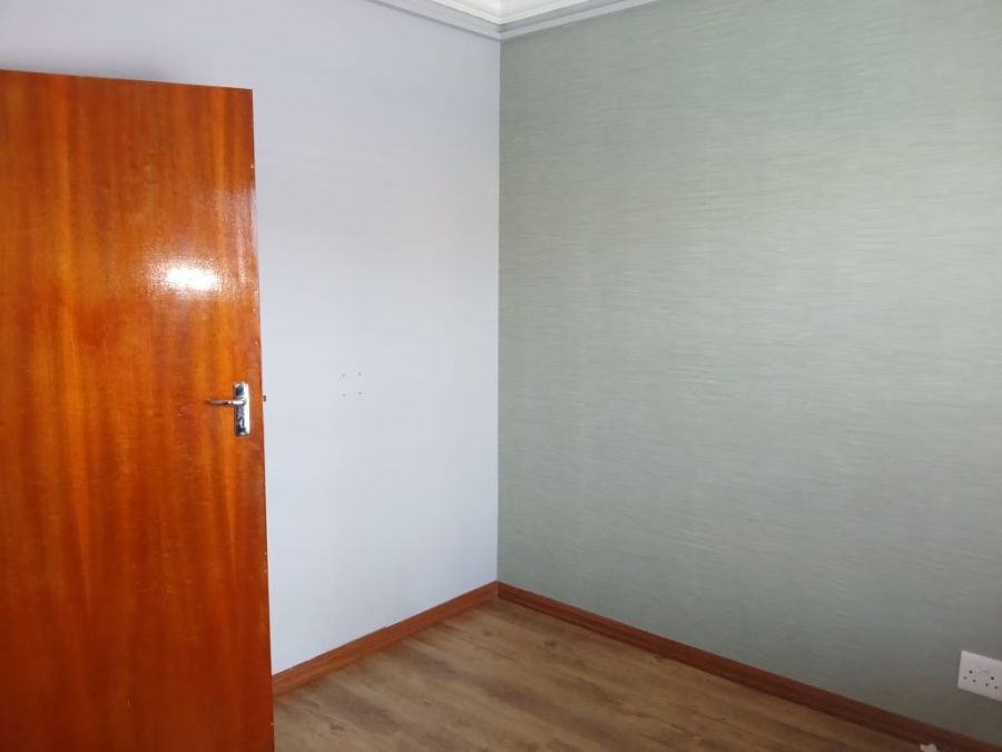 3 Bedroom Property for Sale in Helikonpark Gauteng