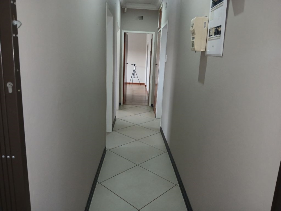 3 Bedroom Property for Sale in Helikonpark Gauteng