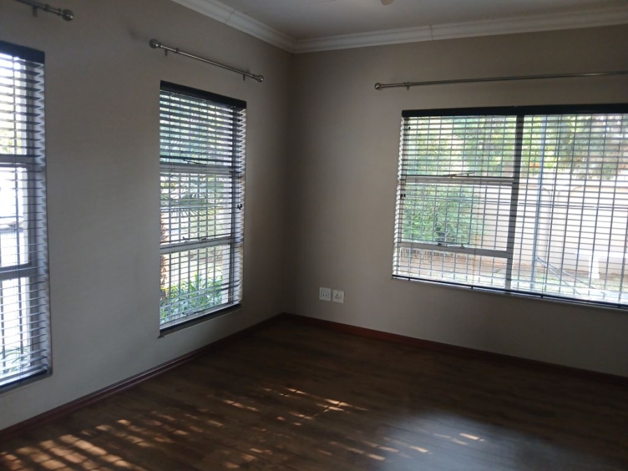 3 Bedroom Property for Sale in Helikonpark Gauteng