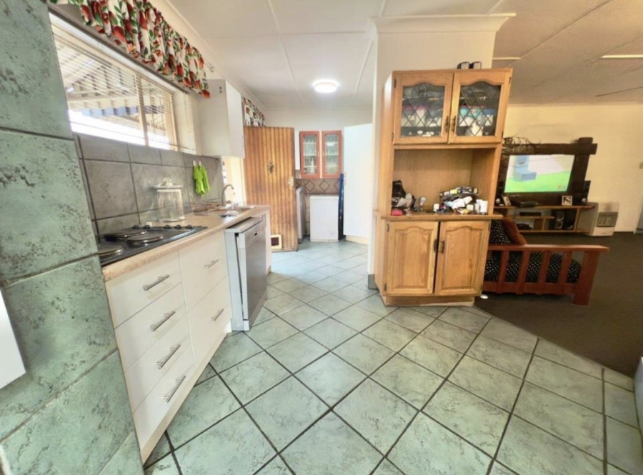 4 Bedroom Property for Sale in Dalpark Proper Gauteng