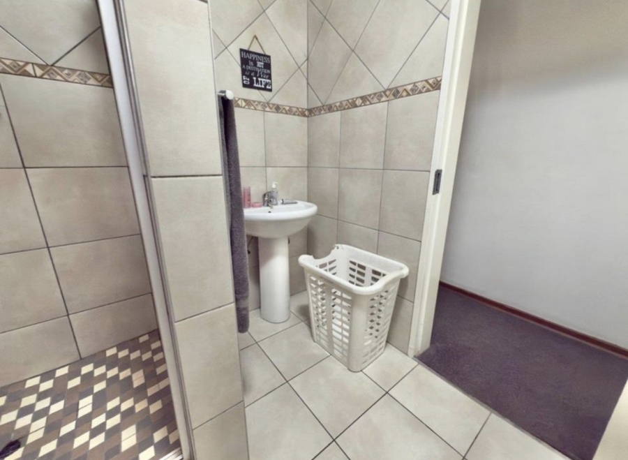 4 Bedroom Property for Sale in Dalpark Proper Gauteng