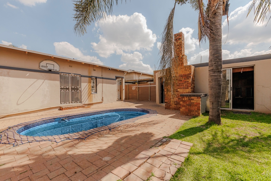 3 Bedroom Property for Sale in Whiteridge Gauteng