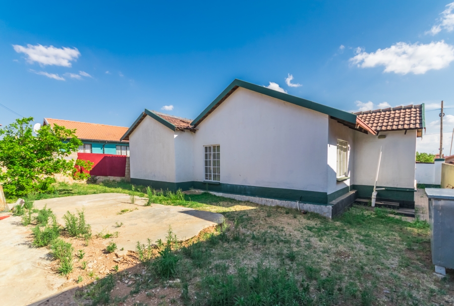 3 Bedroom Property for Sale in Kagiso Gauteng