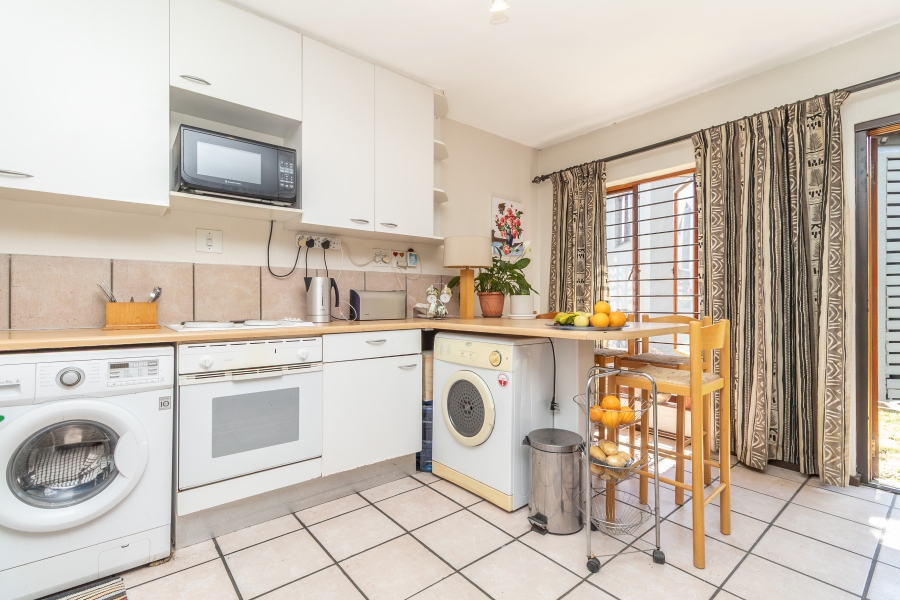 1 Bedroom Property for Sale in Paulshof Gauteng