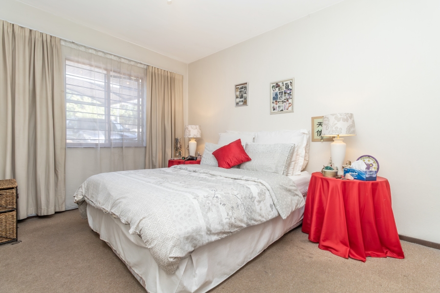 1 Bedroom Property for Sale in Paulshof Gauteng