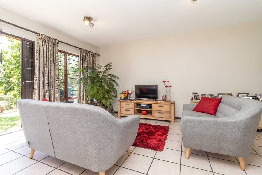 1 Bedroom Property for Sale in Paulshof Gauteng