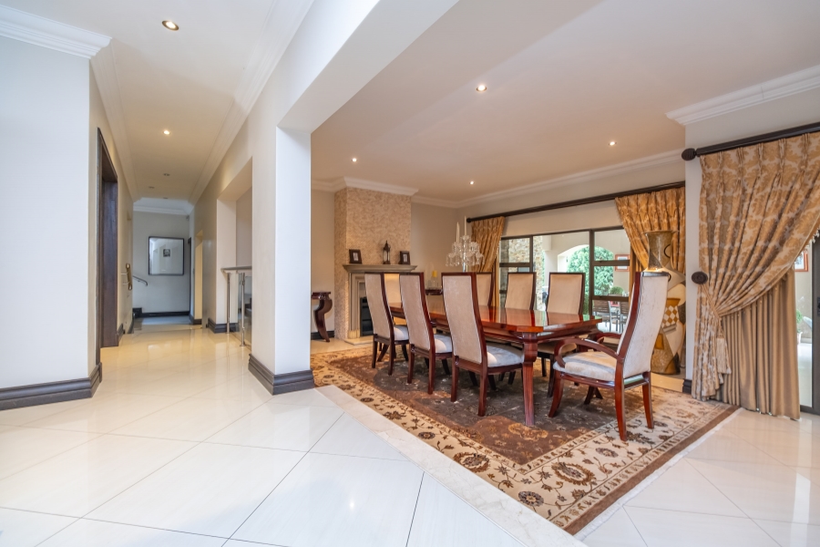 5 Bedroom Property for Sale in Broadacres Gauteng