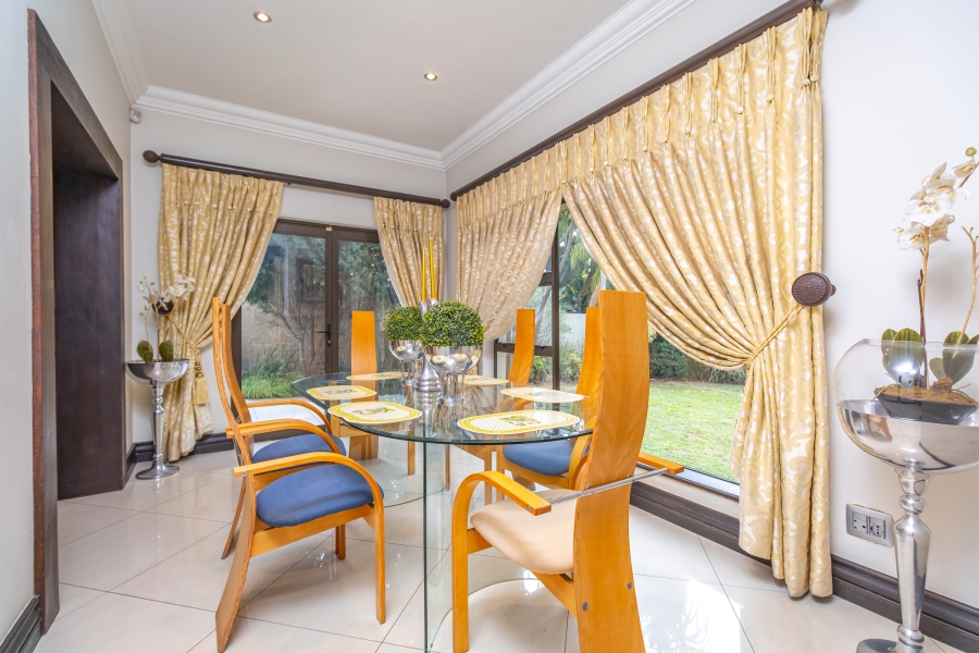 5 Bedroom Property for Sale in Broadacres Gauteng