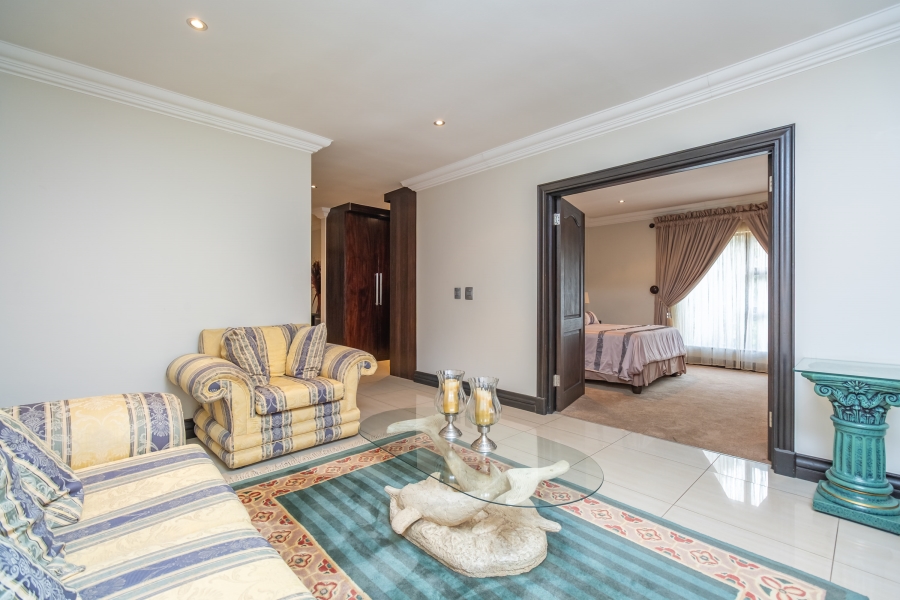 5 Bedroom Property for Sale in Broadacres Gauteng