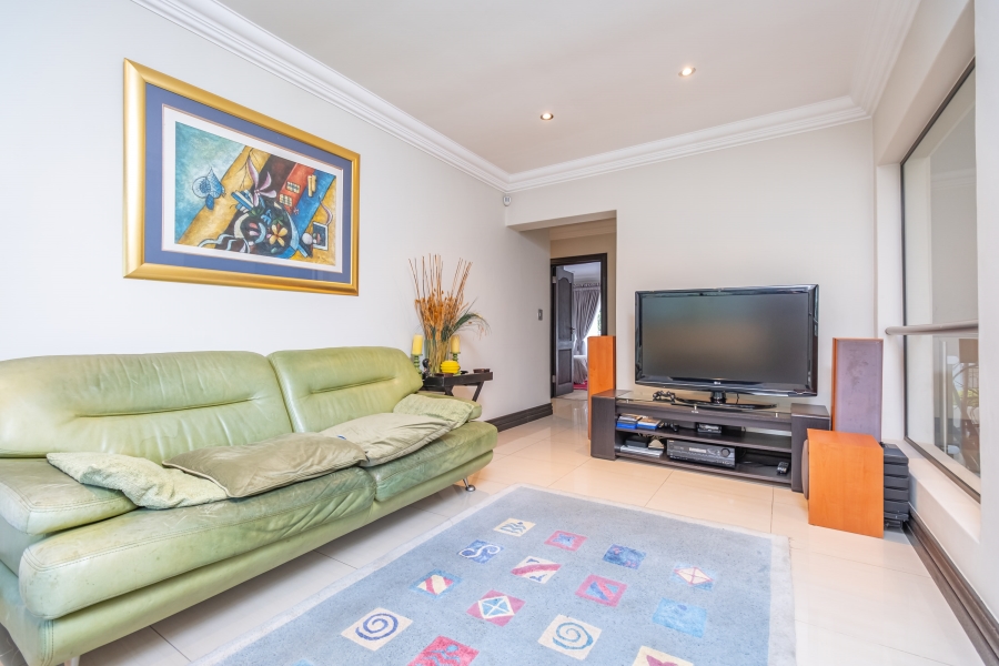 5 Bedroom Property for Sale in Broadacres Gauteng