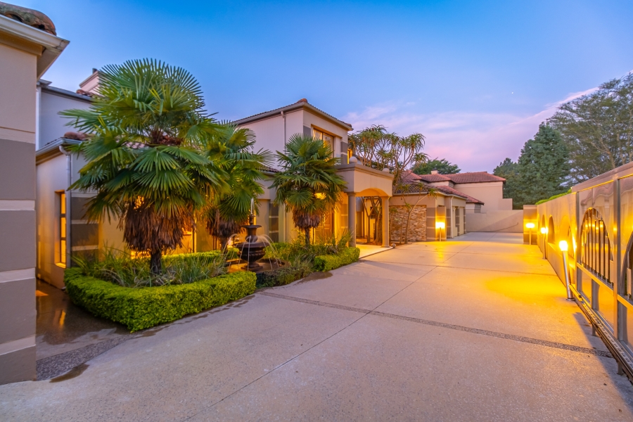 5 Bedroom Property for Sale in Broadacres Gauteng