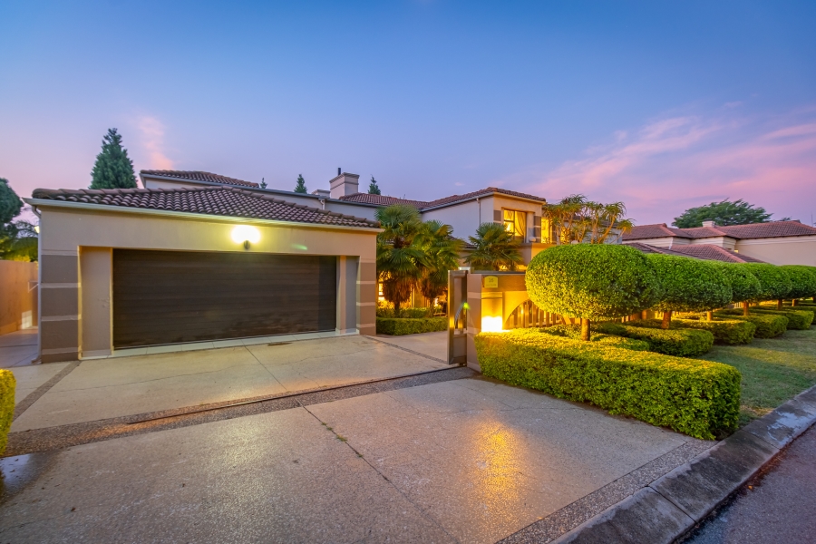 5 Bedroom Property for Sale in Broadacres Gauteng