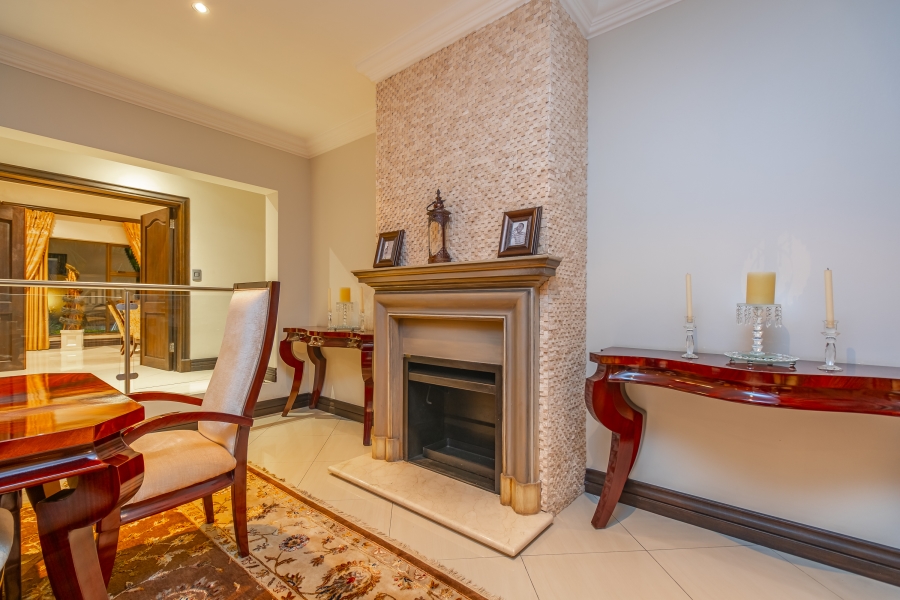 5 Bedroom Property for Sale in Broadacres Gauteng