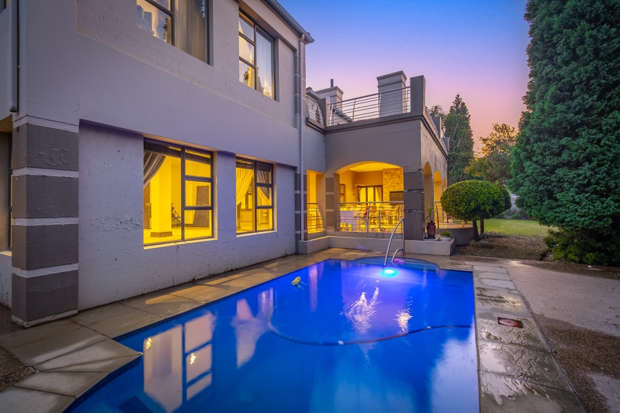 5 Bedroom Property for Sale in Broadacres Gauteng