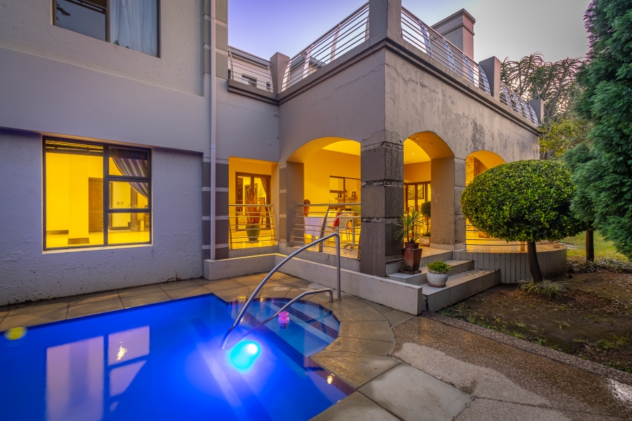 5 Bedroom Property for Sale in Broadacres Gauteng