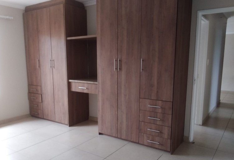 3 Bedroom Property for Sale in Amorosa Gauteng