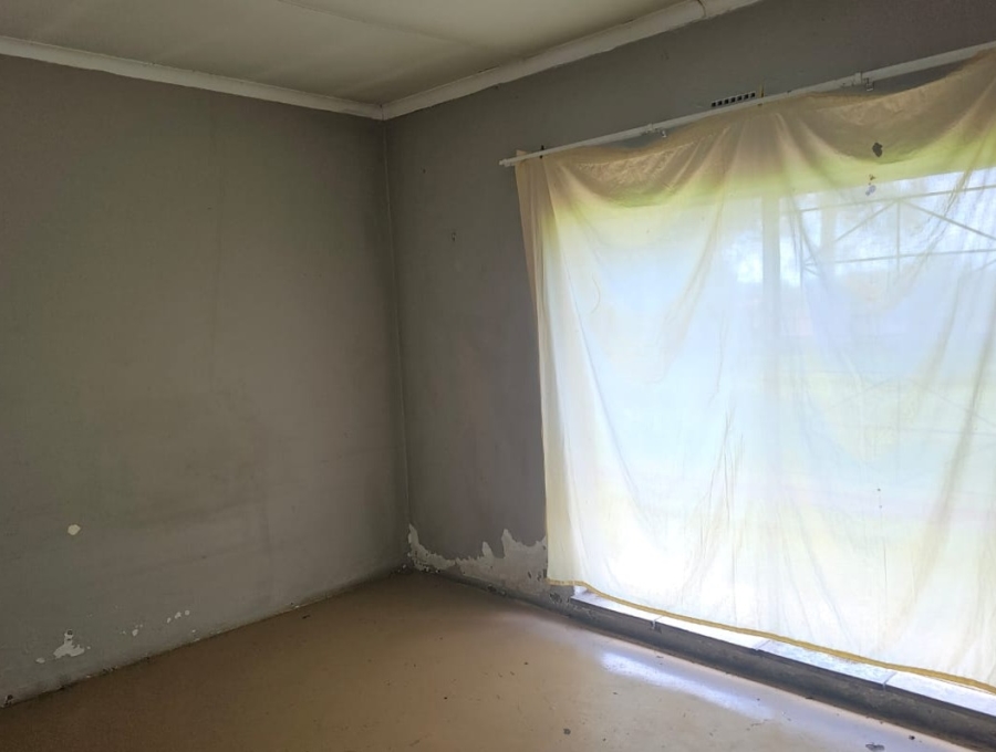 3 Bedroom Property for Sale in Lamontpark Gauteng