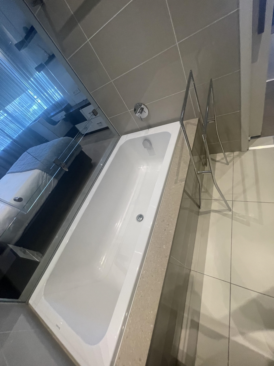 To Let 1 Bedroom Property for Rent in Sandown Gauteng