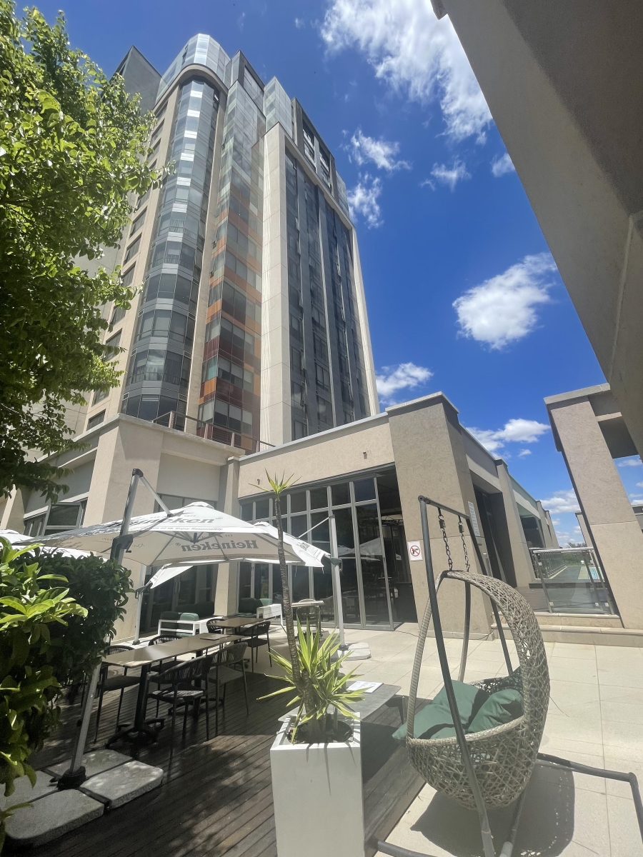 To Let 1 Bedroom Property for Rent in Sandown Gauteng