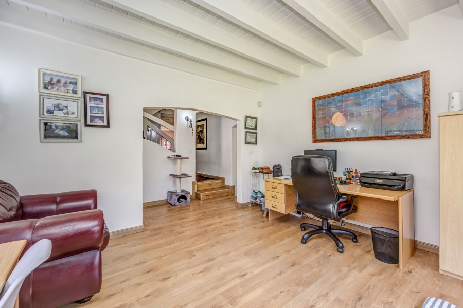 5 Bedroom Property for Sale in Jukskei Park Gauteng