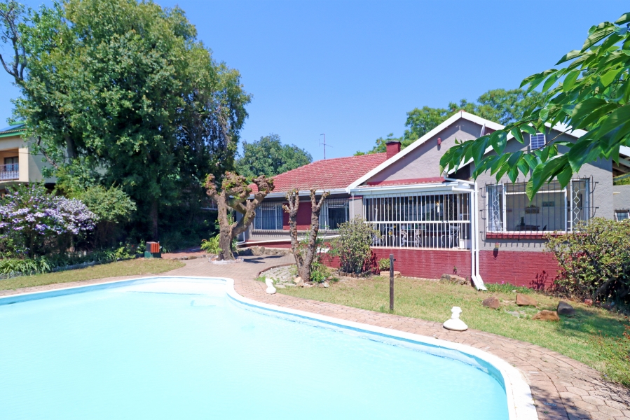 4 Bedroom Property for Sale in Robindale Gauteng