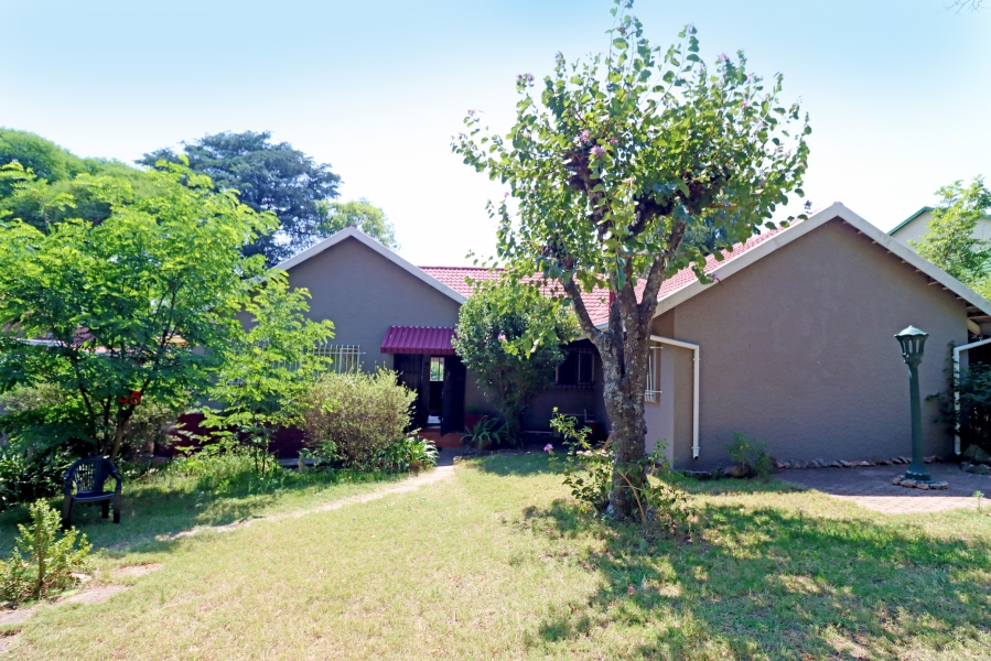 4 Bedroom Property for Sale in Robindale Gauteng